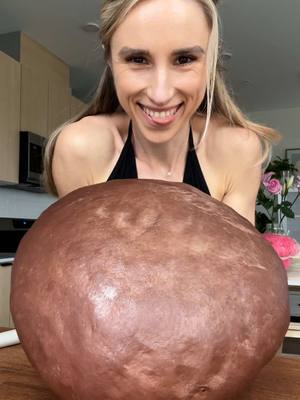 A post by @jeshastevens on TikTok caption: Strawberry Chocolate Croissant? 🍓🍫 The perfect Valentine’s Day treat… #ValentinesDay #croissant #pastry #dessert #sourdough 