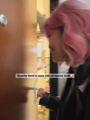 A post by @nenenicoo on TikTok caption: #CapCut tanti auguri a me che con i capelli rosa, sembro un personaggio degli anime🤣🤣🤣 #hair #happybirthday #outfit #look 