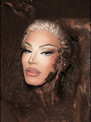 A post by @ageofaquaria on TikTok caption: painted by DL trade 😔🤎 thanks @ice spice 🪨 happy birth-clay to me