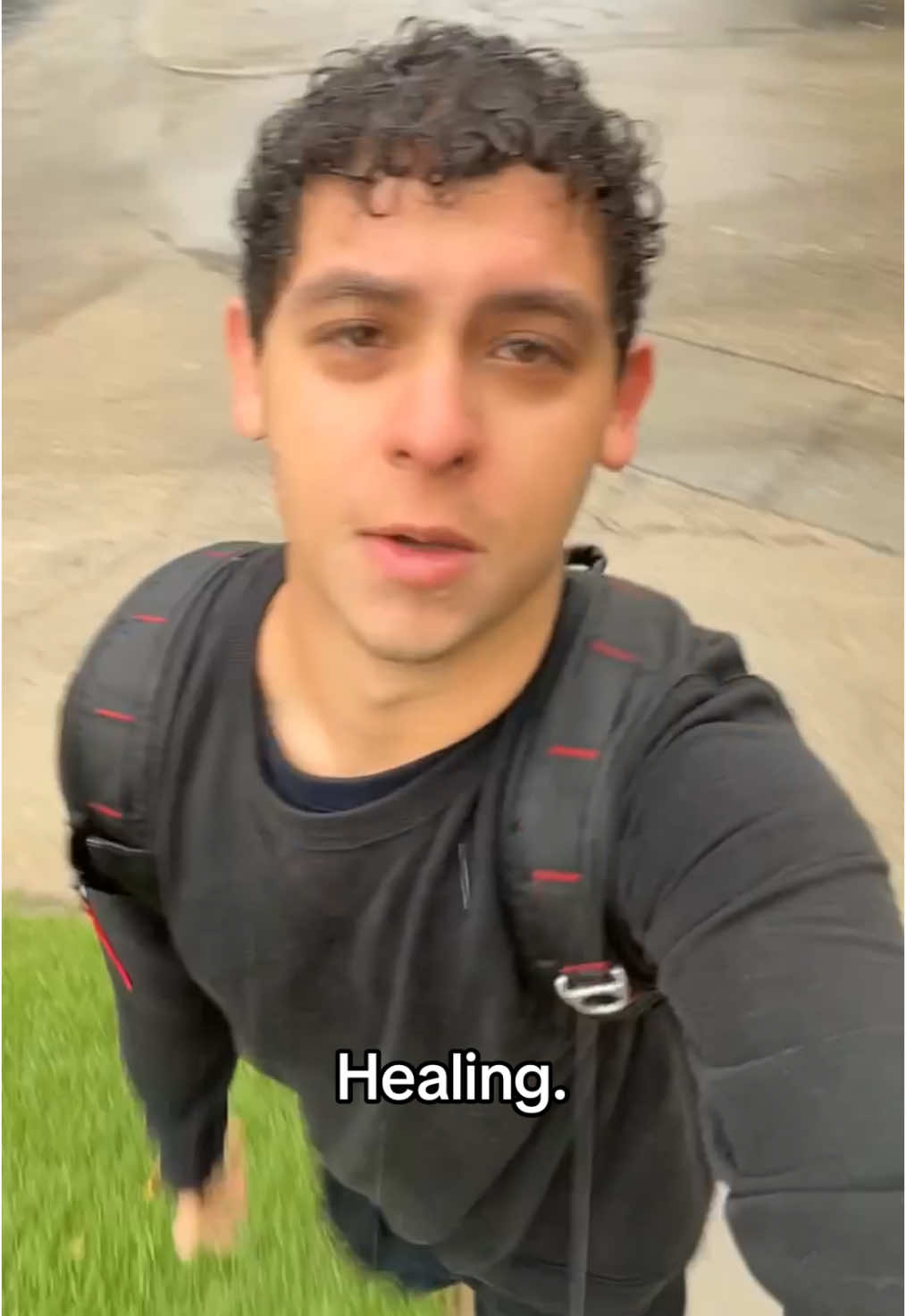 A post by @willuzi on TikTok caption: nvm