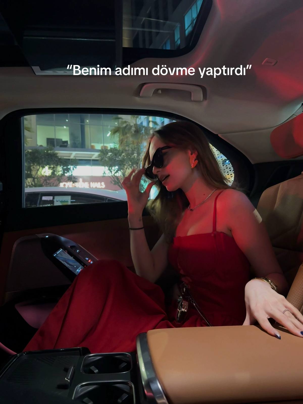 A post by @cemresolmaz on TikTok caption: Sen nerdeydin