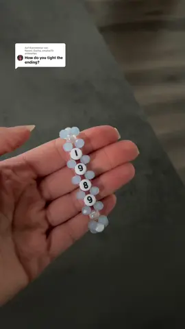 A post by @innava.jewelry on TikTok caption: Antwort auf @Naomi_Gacha_creator70 #tutorial #beads #smallbusiness #handmadejewelry #viral #fyp #friendshipbracelets #beadsjewelry #handmade #bracelettutorial #makethefriendshipbracelets #stepbystep #tylorswift #braceletmaking #diybracelet #erastour #ttpd #thetorturedpoetsdepartment #swiftie 