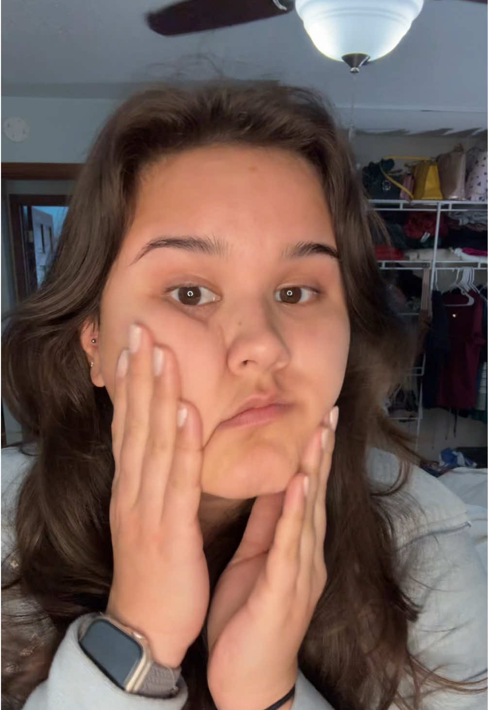 A post by @illymlin15 on TikTok caption: GRWM 😘 #makeup #grwm 