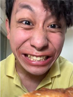 A post by @cheng4fake60 on TikTok caption: 妮妮要記得吃雞腿喔 哦齁❤️