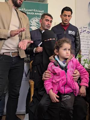 A post by @jmil_alhasan on TikTok caption: ردة فعل الطفلة حسناء بعد سماعها لأول مرة في إجراء فحص السمع