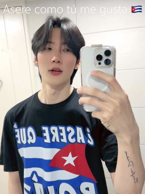 A post by @lunitacoreano on TikTok caption: Asere como tú me gustas❤️💙🤍 #aserecomotumegustas #cuba🇨🇺 #parati #fyp