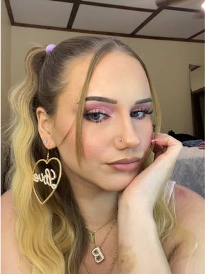 A post by @breedutkiewicz on TikTok caption: EW 🎀 #ValentinesDay #valentinesmakeup #makeuptransition #transition #nickiminaj 