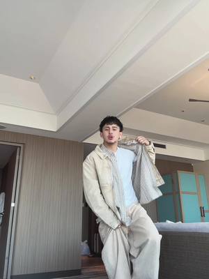 A post by @blesiv on TikTok caption: tokyo ootd