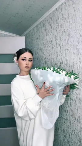 A post by @alina954w1 on TikTok caption: #🤍 