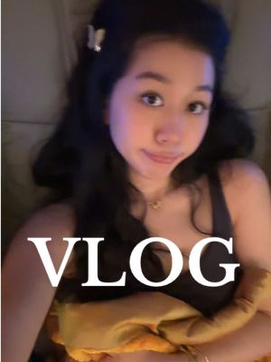 A post by @chloeabeth4545 on TikTok caption: Stay at home with me 🤗🤗🤗🤗 #singapore #Vlog #Lifestyle #dayinmylife #creatorsearchinsights 