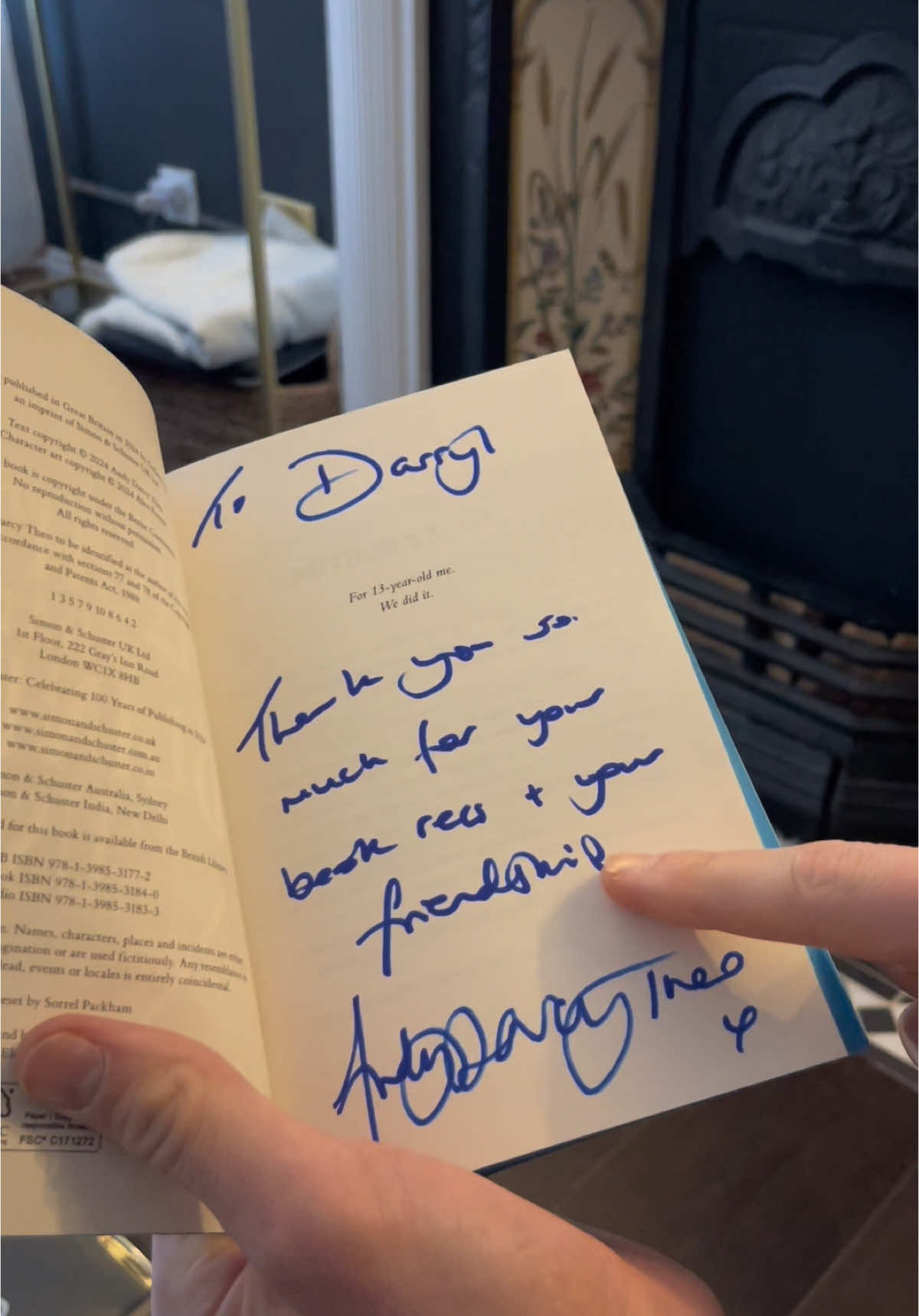 A post by @d.c.readsbooks on TikTok caption: Part 2 | Andy setting the standard 😎 . . . . . . #book #BookTok #📚 #fantasy #bookboyfriend #bookreview #bookrecommendations #booktoker #fantasy #bookboyfriend #bookrecommendations #fantasybook #bookevent #booksigning #reading #romancebooks #yabooks #yabooktok @Andy Darcy Theo ✍🏼📚 