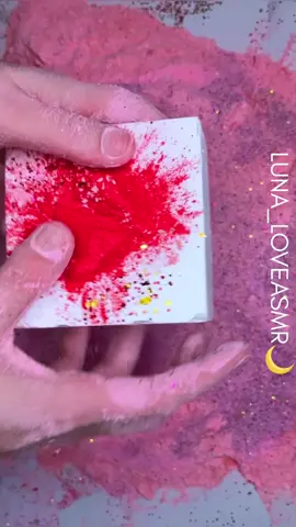 A post by @luna_loveasmr on TikTok caption: 💋✨ #lunachalk #chalktok #gymchalk #asmrtiktoks #chalkart #softgymchalk #crunchyasmr NO EDITS OR REPOSTS