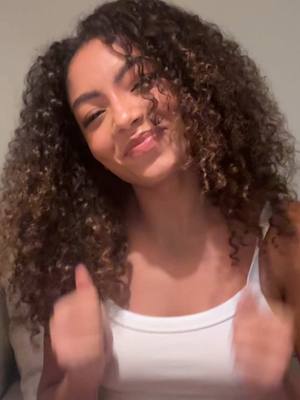 A post by @anygabriellyofficial on TikTok caption: random draft 💫the coordination omg 