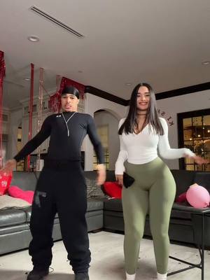 A post by @itslelasohna on TikTok caption: @plaqboyclips W stream
