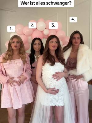 A post by @yvonnedilauro on TikTok caption: Was denkt ihr ?😃🤪 Updates auf Insta🩷🤰 #babyshower #schwanger #freundinnen #babybauch 