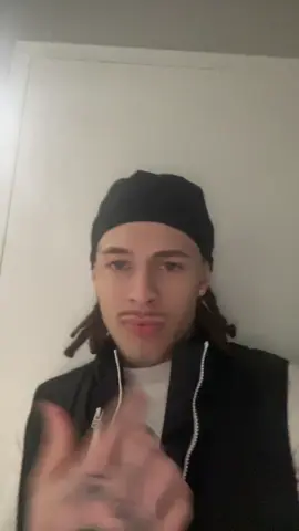 A post by @kngjuliann on TikTok caption: #fyp 