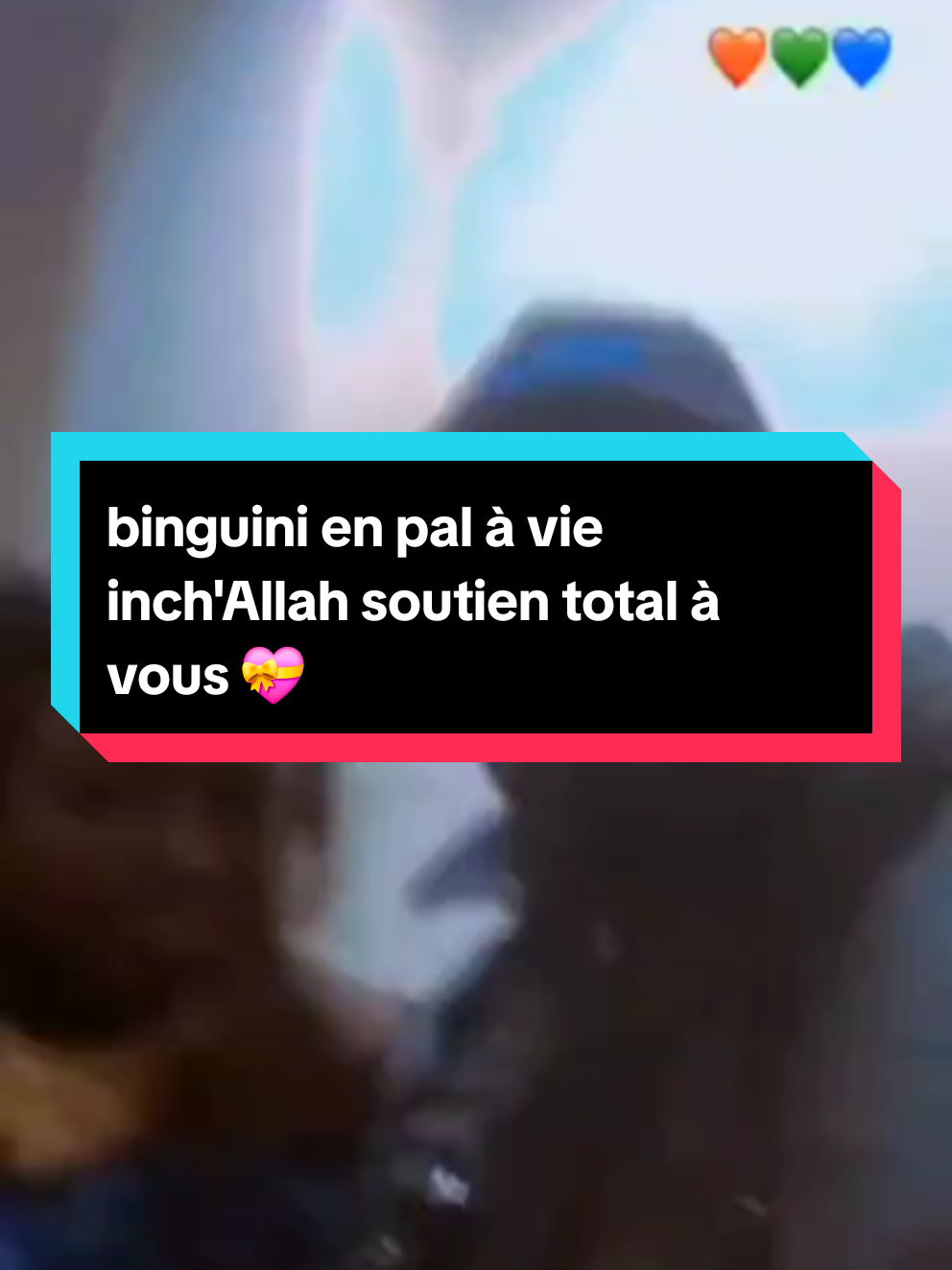 A post by @souleymanediarra230 on TikTok caption: #vu #MALI💚💛❤️ Salut la famille ate guri guri a y'a Ni portage binguini où rien inch'Allah #duo #🥺🥺🤫🤫👂👈💪💪💪💞💞💞💞💞💞🙏🙏🙏🙏🙏 