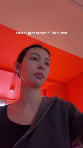 A post by @chloegervaisspam on TikTok caption: shoulder move ATEEEE 😩😩😩
