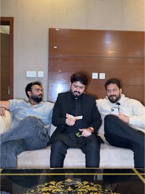 A post by @muneebkhanmoni on TikTok caption: Paise nahi nikalta tha ye 😂  #muneebkhan #team04 #muneebkhanmoni #fizamuneeb 
