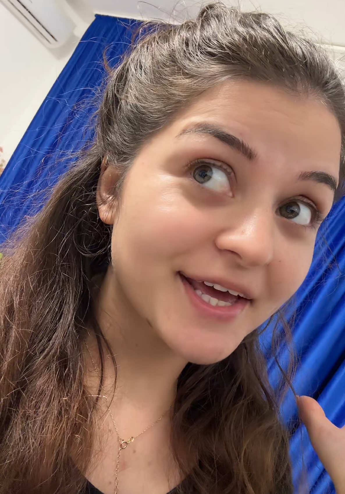 A post by @piri_m_ on TikTok caption: #aiae #fyp #romania 