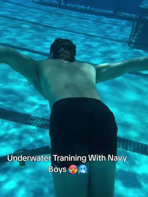 A post by @scn.clips on TikTok caption: Underwater Tranining With Navyseals; 🥵🥶 #exercise #millitary #usarmy #marines #navyseal #navy #exercise #marines #usmarines #us 