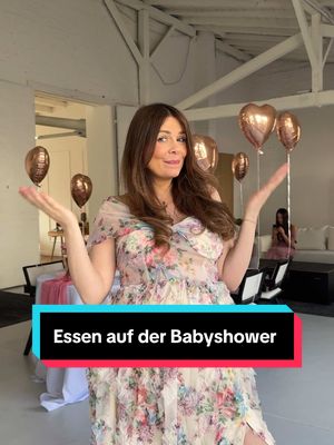 A post by @yvonnedilauro on TikTok caption: Ohne gutes Essen geht es doch nicht oder ?😃🤰 Ich liebe es einfach gerade zu Essen. #babyshower #whatieat #schwanger #babyparty #schwanger 