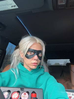 A post by @beasteater on TikTok caption: I can’t believe it 😩 @SHEGLAM #SHEGLAM #SHEGLAMcollection #SHEGLAMxHarleyQuinn #SHEGLAMcrueltyfree #SHEGLAMpartner 