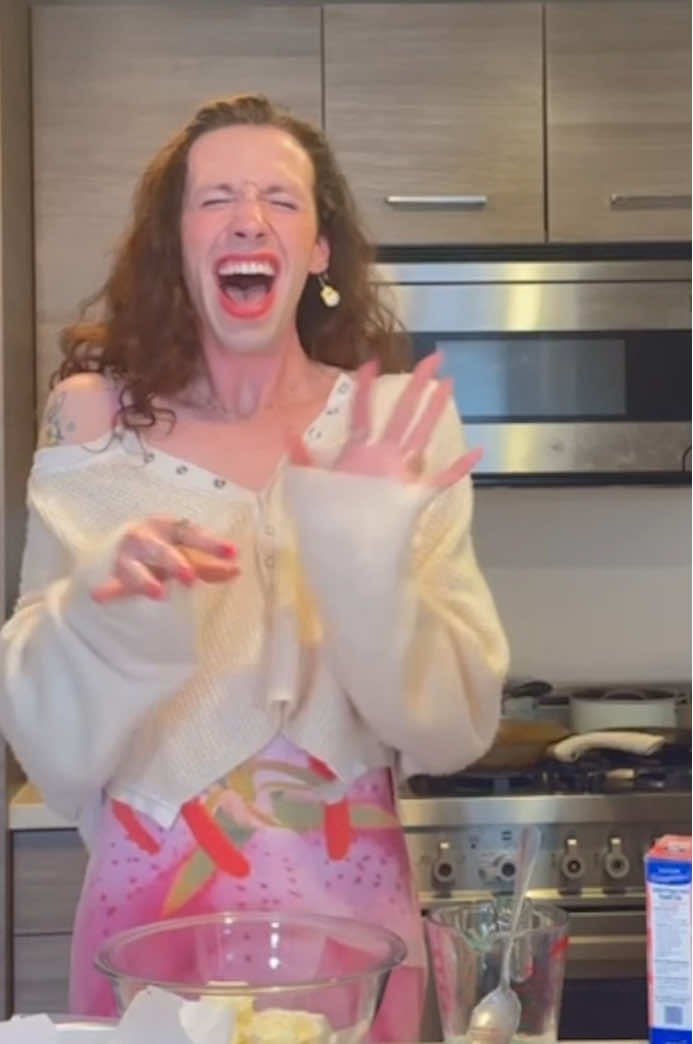 A post by @codalimarcus on TikTok caption: 💝🌷 CCK VDAY SPECIAL 🏹✨ What do you think we made 😍?! 👄 Ty sm to my girlies @Junie and @Baggin and Ollie for da help 😻 🫦 Full vid out on YouTube & insta SOON 💌! 👙🌸 #cooking #cooktok #baking #lol #vday #mwah 💄🌺