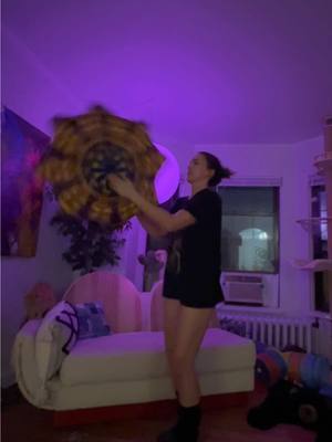 A post by @abbiecn on TikTok caption: finally got a new combo :,) #flowstar #flowmies 