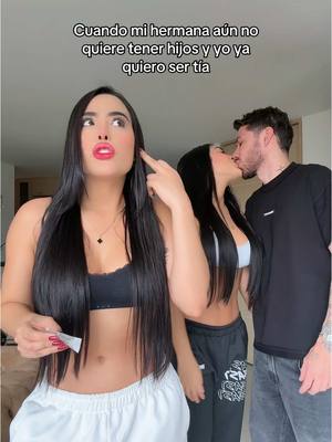 A post by @gemelasabello2 on TikTok caption: Yo quiero un sobrino 🥲