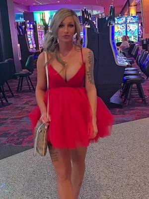 A post by @kat_pesch on TikTok caption: ❤️