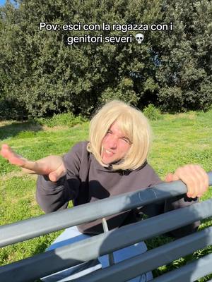 A post by @romanoalessandro_ on TikTok caption: Solo chi ha i genitori severi può capire😣 i vostri genitori come sono?🙄 #ragazze #genitori #appuntamento 