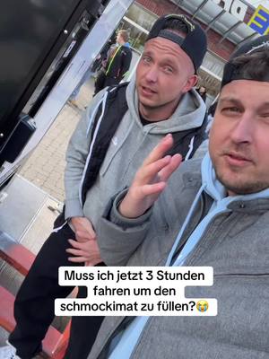 A post by @kevinschmock on TikTok caption: Muss ich jetzt 3 Stunden fahren um den schmockimat zu füllen?😭(SchautInMeineProfilBeschreibung) #göttingen 