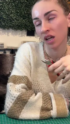 A post by @malou_bijoux on TikTok caption: Juste de l’investissement 🥲#bijoux #bijouxacierinoxydable #smallbusiness #maloubijoux #investissement 