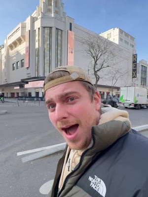 A post by @cyrilschr on TikTok caption: Alors ça vaut le coup  ? @Le Grand Rex 