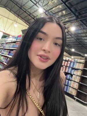 A post by @nahomilra1 on TikTok caption: Mercadoooooi