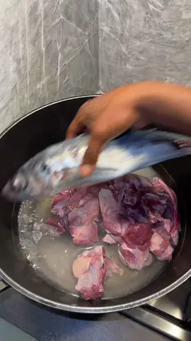 A post by @gnamadiaby1 on TikTok caption: #cuisineguineenne tadai 