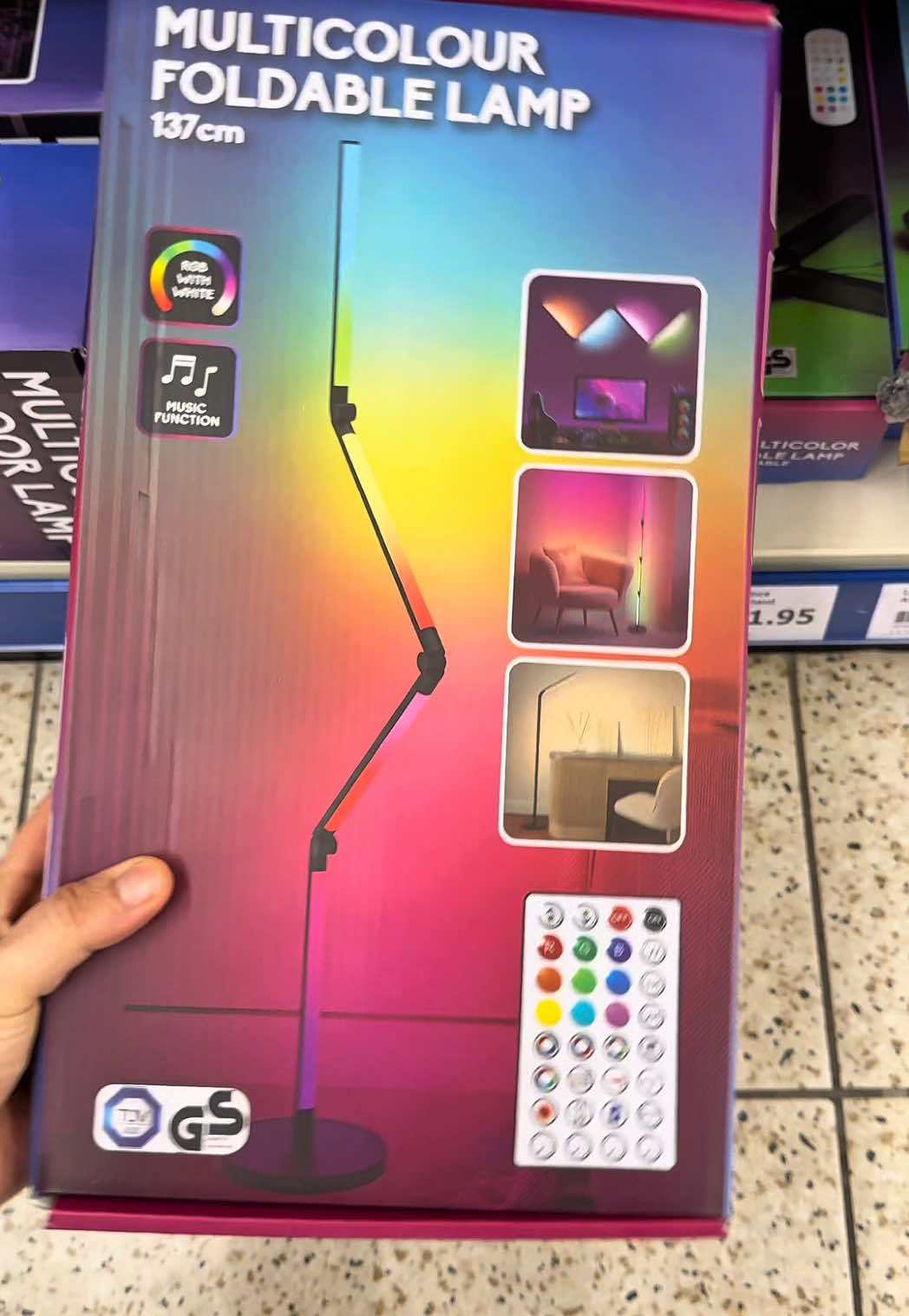 A post by @umboxing.addicte on TikTok caption: Led pliable 😍✅🔥 #action #bonplan #pourtoiii #essaie #umboxing #magasinaction #led #rgb #ledaction #rgbsetup #teste 
