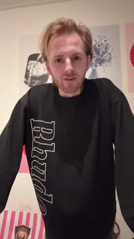 A post by @hutskoen on TikTok caption: Vliegtuigdrama part. 3736 @CeraVe #skincare 