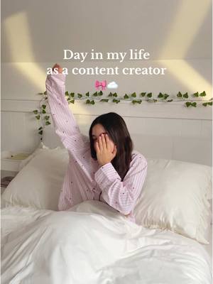 A post by @pinkcoconutt on TikTok caption: Day in my life as a content creator🎀☁️ This day was off from school so I could focus on creating content for you💗 #dayinmylife #contentcreator #influencer #Vlog #pinkgirl #thatgirl 