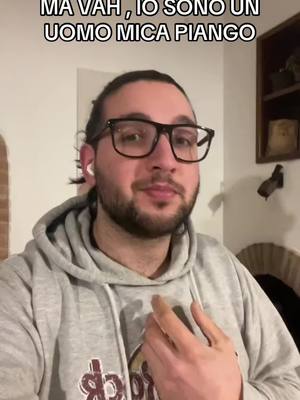A post by @aboutdigi0z on TikTok caption: Un vero Uomo piange sempre vero? #animetok #animeita #mangatok #mangaita #animefyp 