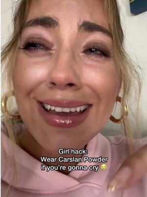 A post by @heartlynrae on TikTok caption: Making myself cry to test the @carslan_us powder! It’s so good. #carslanpowder #settingpowder