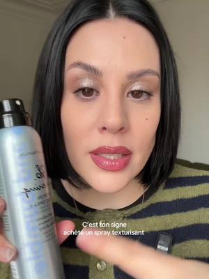 A post by @frenchtouchofmakeup on TikTok caption: La base le spray texturizant @Bumble and bumble. ♥️ #hairstyle #hairtok 