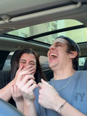 A post by @vacalocard on TikTok caption: Esto no terminó bien 😂 @Chrisrvideos #foryourpage #fyp #foryou #viral #meme #comedy #humor #pati 