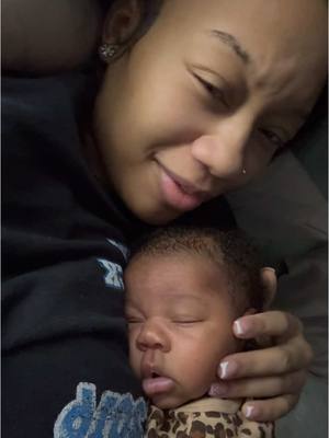 A post by @reniyaalashee on TikTok caption: my baby so sleepy 😭😭🥰 my boo growing so fast ! #chicago #firsttimemom 