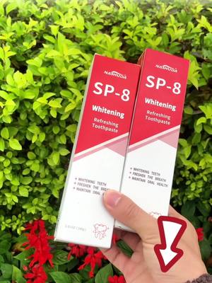 A post by @sakjchsakbn on TikTok caption: Just choose the right toothpaste #TikTokShop #fyp #oralhealth #whiteningtoothpaste #whitening