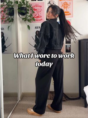 A post by @sarah_kohh on TikTok caption: Woke up and definitely thought it was Friday 😩 #OOTD #outfitinspo #outfitideas #styling #casualoutfits #whatiwore #grwm 