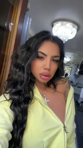 A post by @madabrissea on TikTok caption: #fy 
