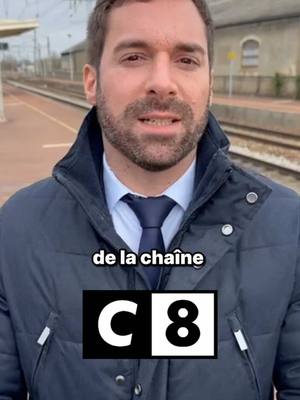 A post by @julienodoul on TikTok caption: Soutien à C8. Cette décision est une atteinte grave à la liberté d’expression. 