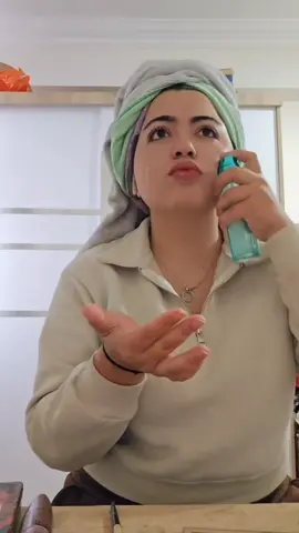A post by @merve07buyuk_52 on TikTok caption: #makeup #makyaj #keşfetteyizzz #keşfetbeniöneçıkar #beniöneçıkart 